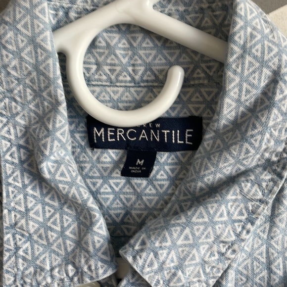 Set of 4 men’s button down tshirts - Picture 2 of 5